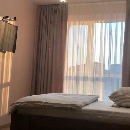 Goldenhaus Pushkina Str.27 Apartment Vinnytsia Bagian luar foto
